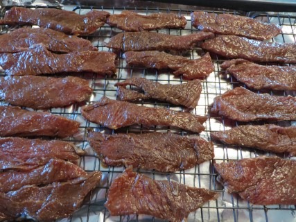 Peppered Beef Jerky Recipe (4)