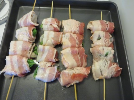Bacon Basil Wrapped Shrimp Recipe (2)