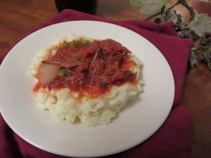 Beef Merlot on Sour Cream Mashed Potatoes Recipe 035 (Mobile)