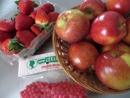 Apple Strawberry Applesauce Recipe 001 (Mobile)