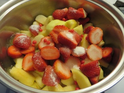 Apple Strawberry Applesauce Recipe 011 (Mobile)