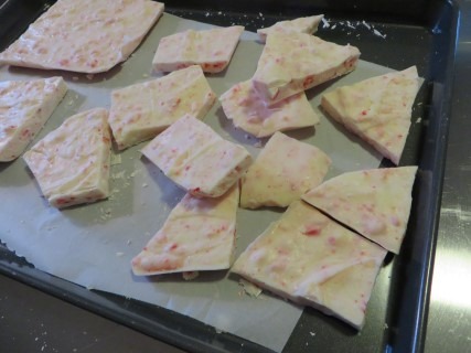 Holiday Peppermint Bark Recipe 050 (Mobile)