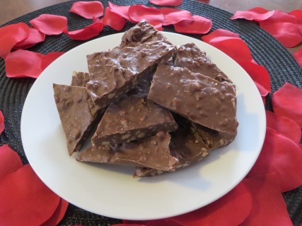 Salted Chocolate Toffee Bark Recipe 114 (Mobile)