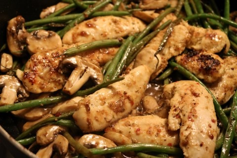 One Skillet Chicken And Green Beans Recipe 044 (Mobile)